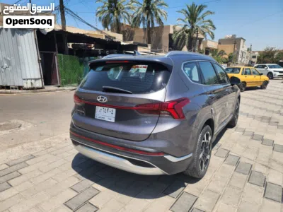 Hyundai Santa Fe Limited 3