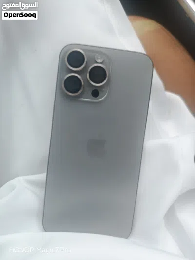 ابل اي فون 15 برو ماكس 2