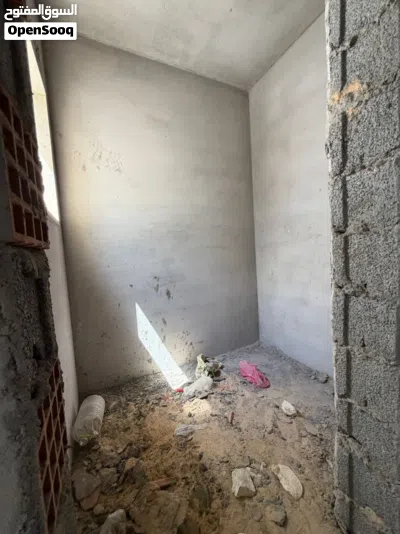 شقه نص تشطيب فسراج متفرع شارع البغدادي خلف صالة رويال 3