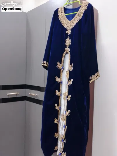 مغربي مخمل شك كامل الاستخدام مرة وحدة للبيع ب33ريال 2