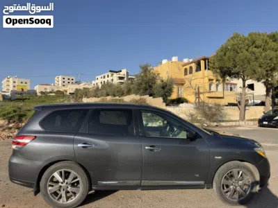 نيسان باثفايندر Standard 3