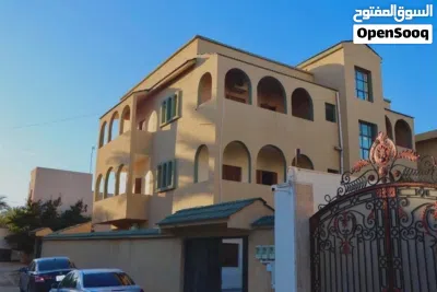 فيلا في جنزور سيمافرو المعاقين في سنتر 4
