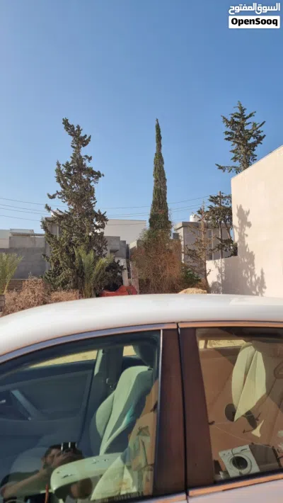 ارض سكنية للبيع 310م عين زارة طريق المشتل الغزيوي في موقع ممتاز جدا مام سوق الغزيوي ملك مقدس 3