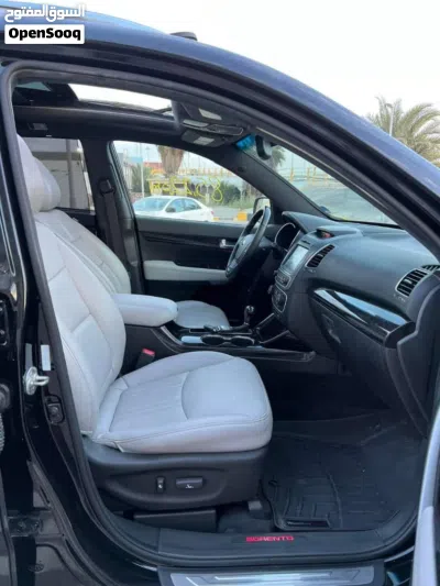 Kia Sorento EX 4