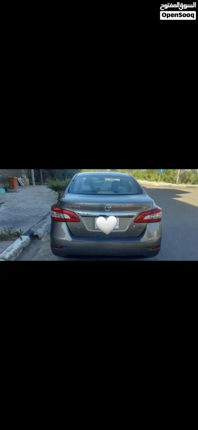 Nissan Sentra Standard 3