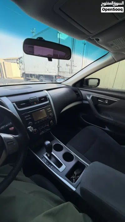 Nissan Altima S 3