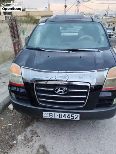Hyundai H1 Standard 2