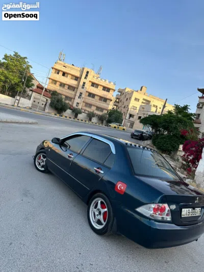Mitsubishi Lancer ES 2