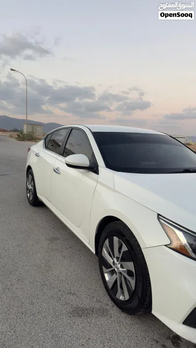Nissan Altima S 2