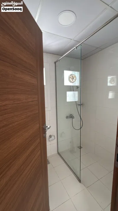 مكتب للايجار في غلا مقابل الشارع العام Office for rent in Ghala opposite the main street. 3