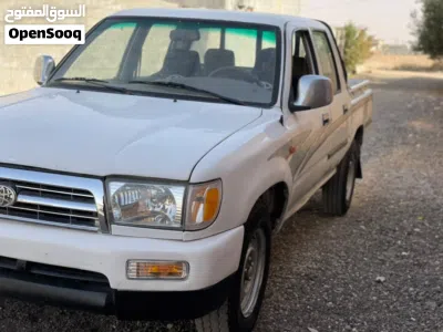 Toyota Hilux GL 2