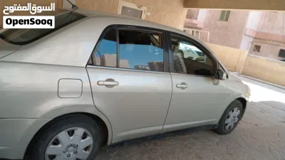 نيسان تيدا 4