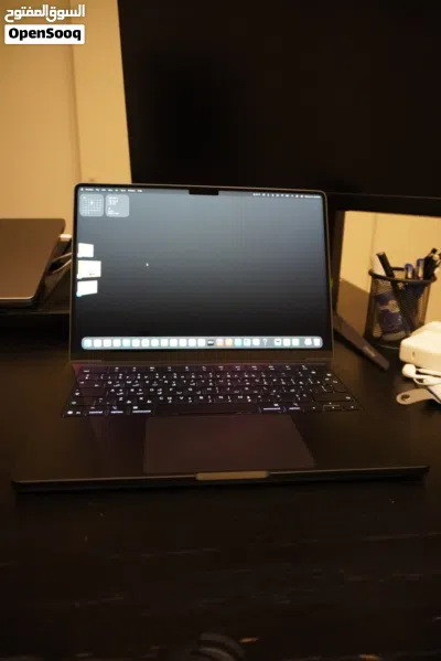 2026 Macbook Pro with M5 pro chip, 14 inch screen, 24GB memory 2