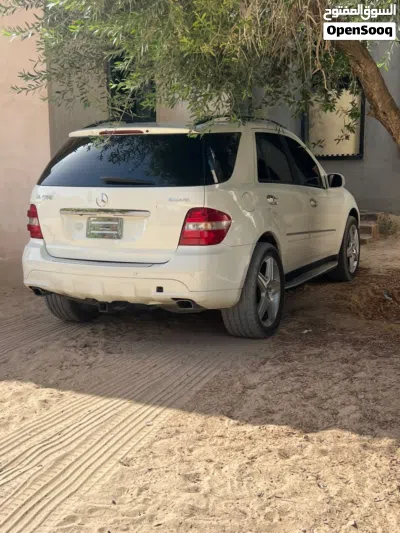 مرسيدس بنز الفئة-M ML 550 3