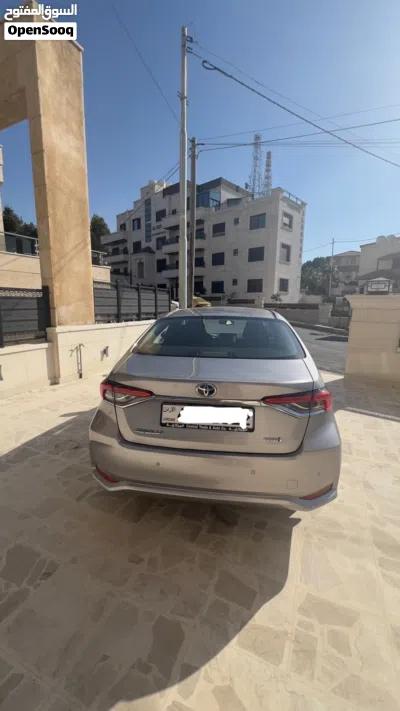Toyota Corolla Hybrid 2