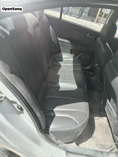 Kia Lotze 4