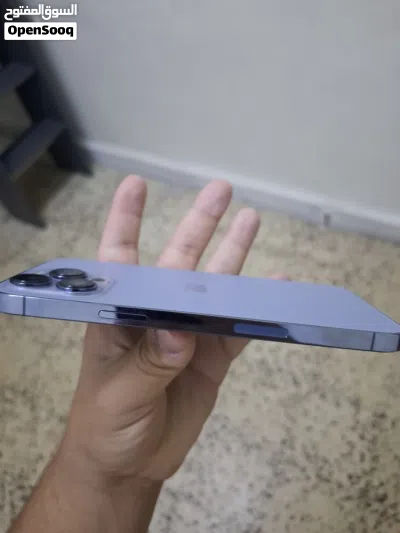 Iphone 13 pro max بحالة الجديد 2