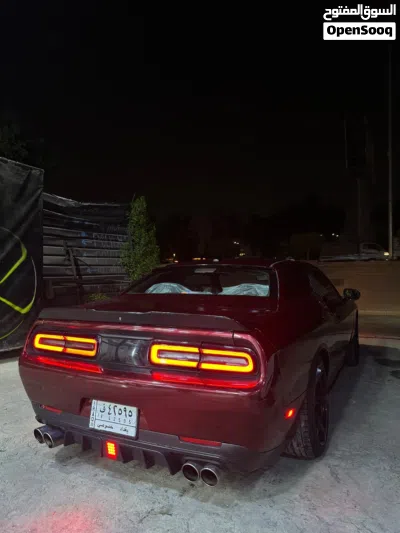 Dodge Challenger SXT 2