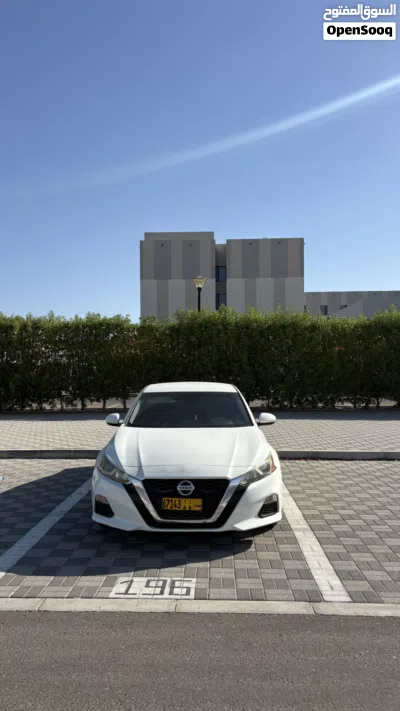 Nissan Altima S 2