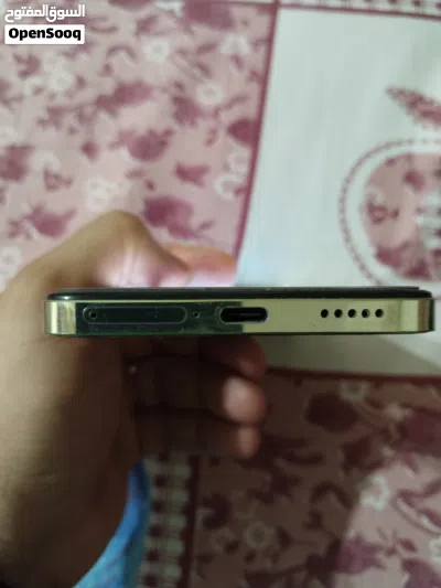 موبايل vivo v 30 lite بحاله ممتازة 4