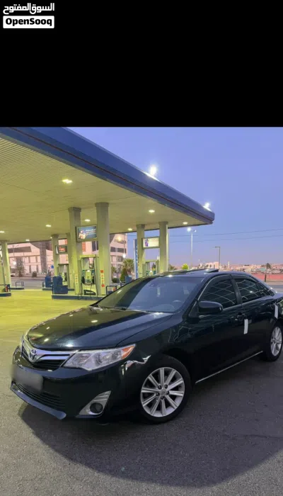 Toyota Camry XLE 2