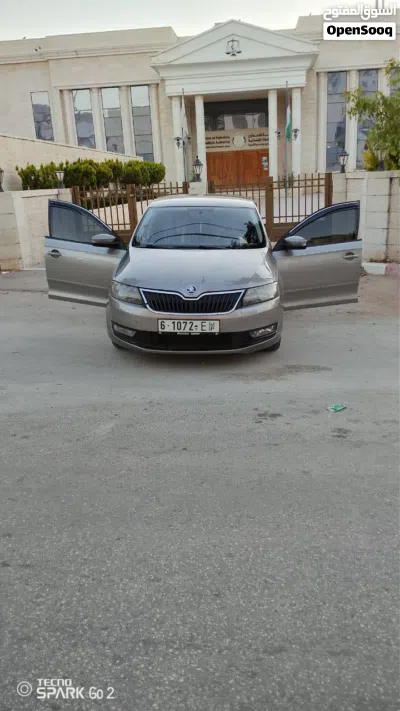 سكودا رابيد Standard 2
