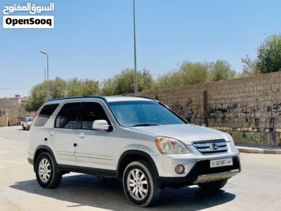 Honda CR-V Standard 2