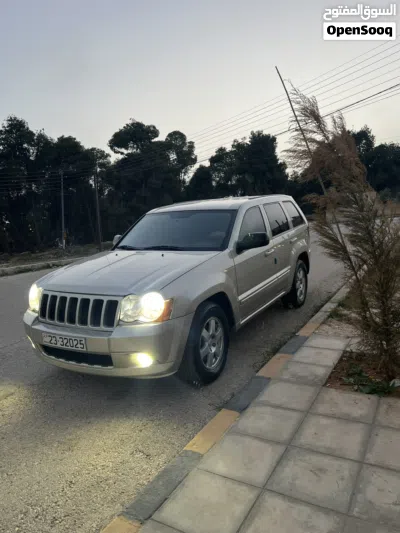 جيب جراند شيروكى Laredo 3