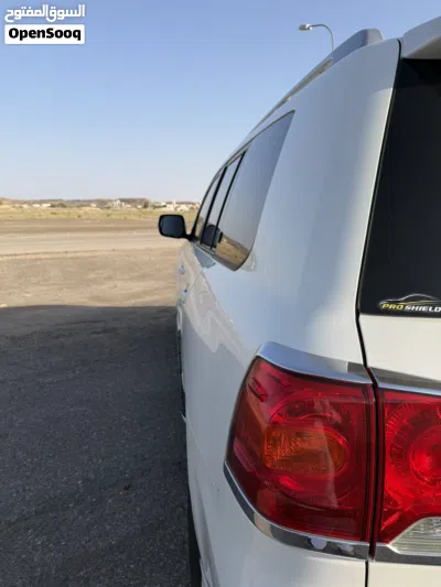 Toyota Land Cruiser GXR 3