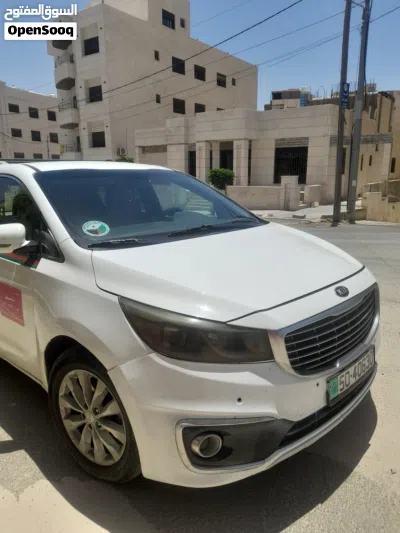 Kia Sedona EX 2