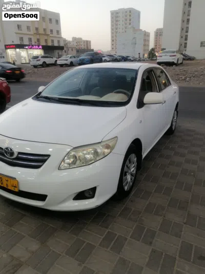 Toyota Corolla LE 4