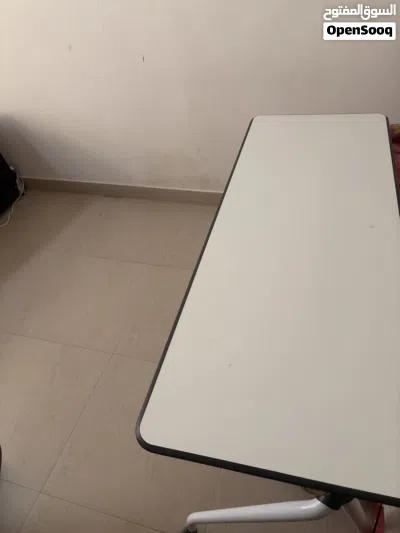 طاوله طويله جميله للبيع 4