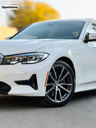BMW 3 Series 330e 2
