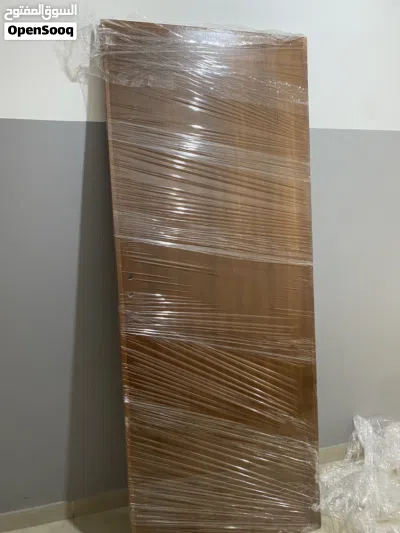 نجار جميع أعمال النجاره وتركيب عازل على الأبواب 3