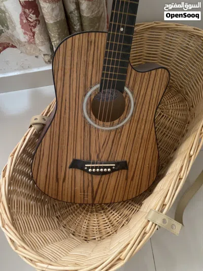 Acoustic guitar - affordable 2