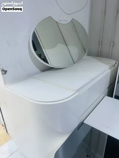 غرفة نوم اطاليا شبه جديده 3