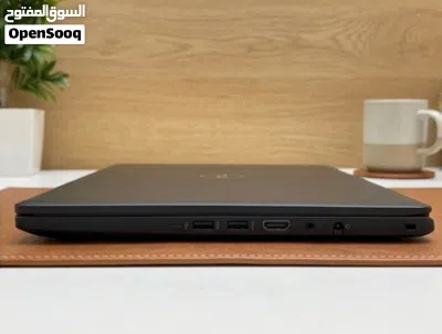 لابتوب ديل للبيع معاه كرتين شاشه انتل و AMD هارديسك 512ssd سريع حاله البطاريه ممتازة 4