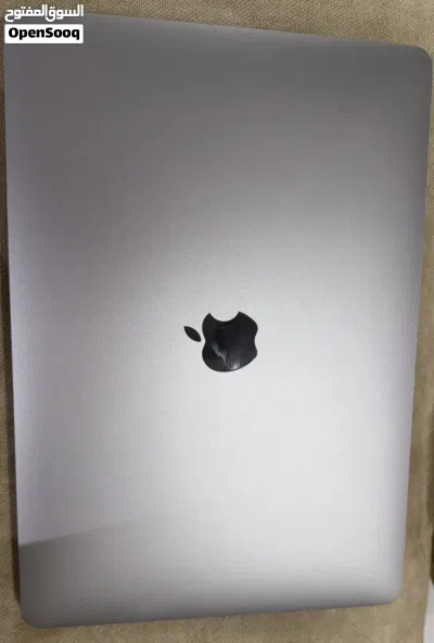 Apple MacBook Air (Retina, 13-inch, 2020) 2