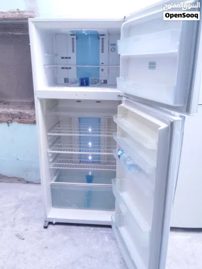 ثلاجه حجم كبير بحاله ممتازه استخدام بحاله جيده ثلاجه توشيبا 24 قدم بحاله الوكاله ممتازه معا التوصل 3