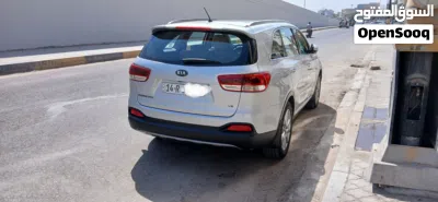 Kia Sorento Standard 3