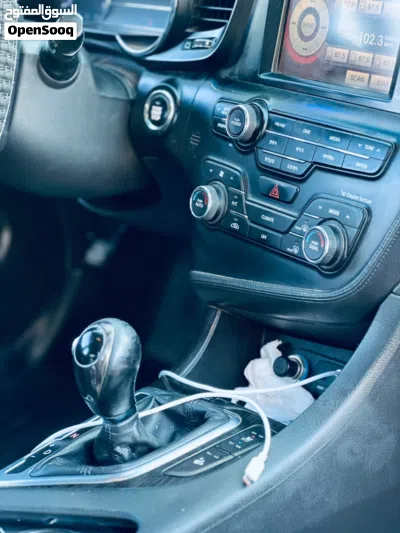 Kia K5 EX 4