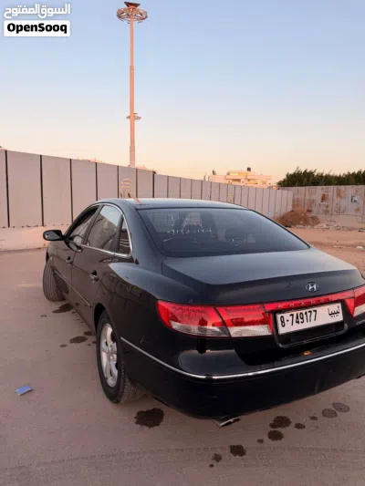 Hyundai Azera Standard 2