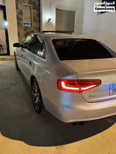 أودي A4 Sedan 2