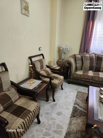 طقم كنب وطاولات 4