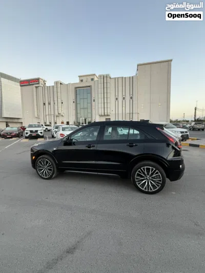 كاديلاك XT4 Luxury 2
