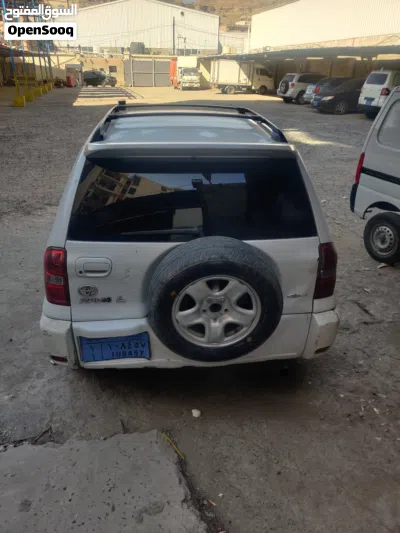 Toyota 4 Runner Limited 3