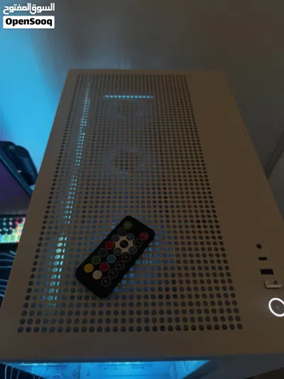للبيع PC Gaming فاخر RTX 3090 24GB NZXT H9 Flow 32GB RAM 3