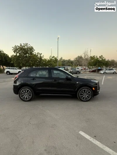 كاديلاك XT4 Luxury 4