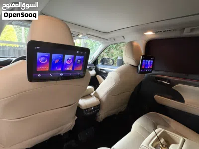 Toyota Highlander Limited 4
