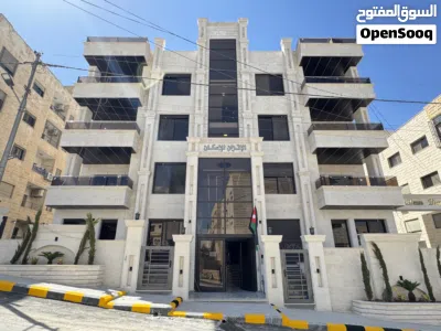 شقة طابق اول يمين مساحة 170م للبيع في ضاحية الرشيد بالقرب من دوار اقراء باعلى التشطيبات 2